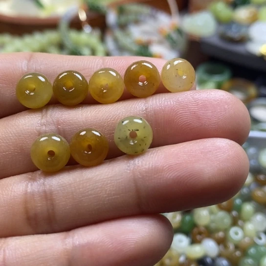 和田玉配件未镶嵌