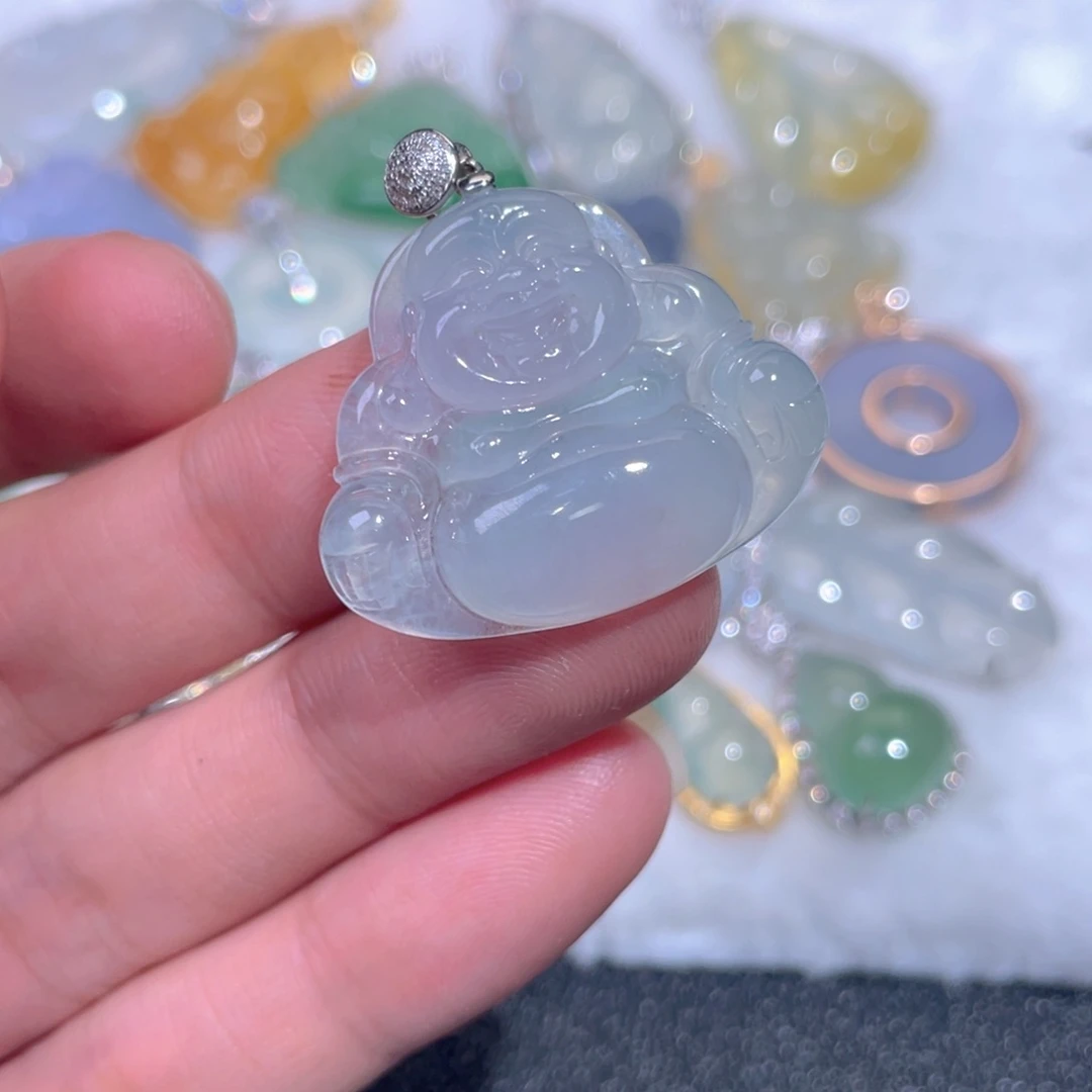 颈饰18K金镶嵌翡翠翡翠