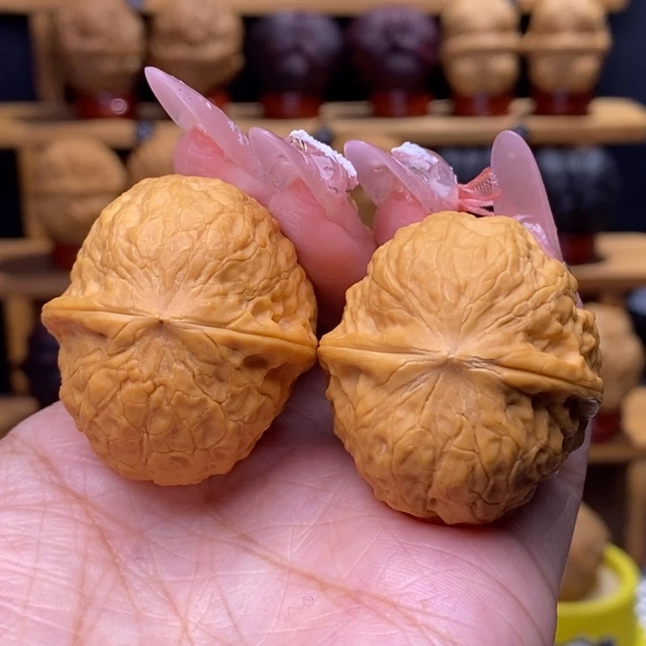 文玩核桃把件寿桃两棱49号38尺