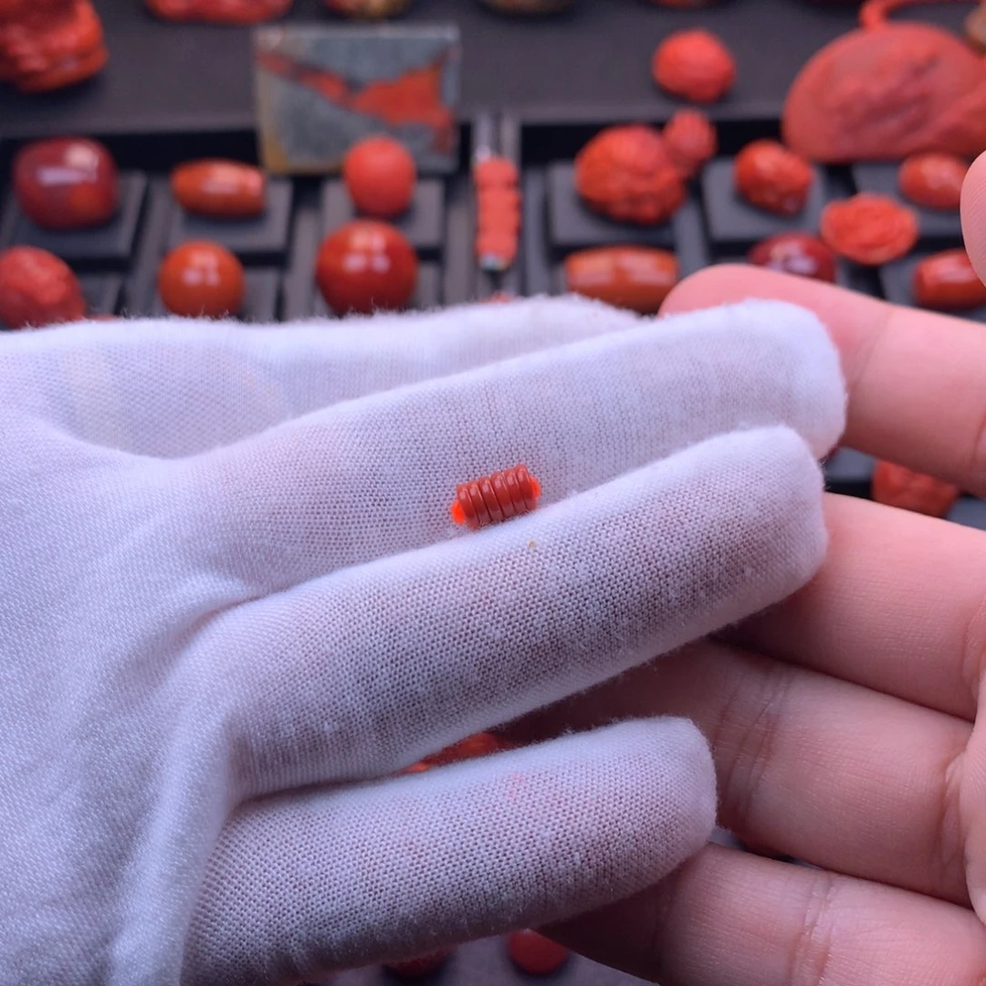 南红玛瑙未镶嵌川料原矿精工隔片5mm（厚1.2mm
