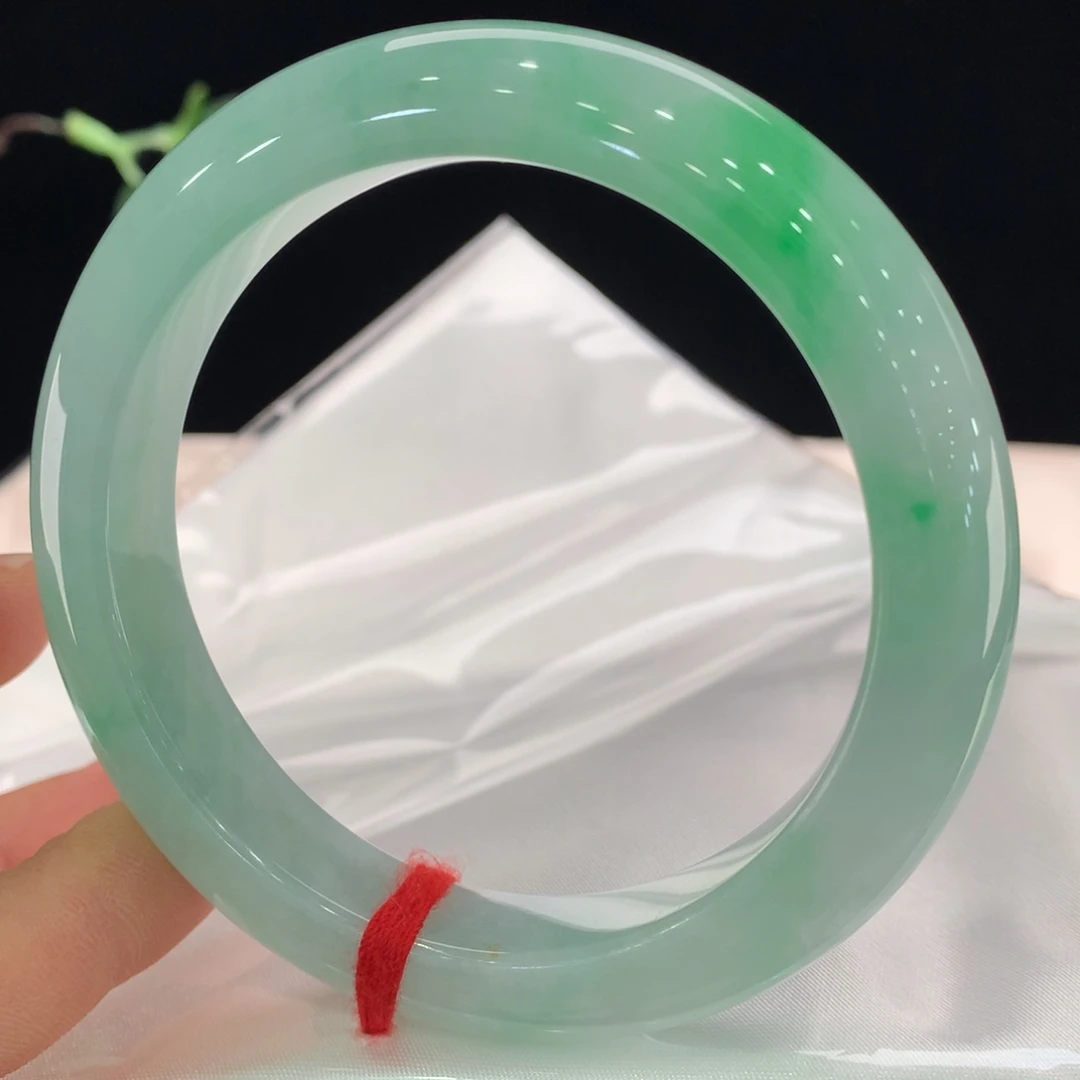 翡翠未镶嵌手镯0762