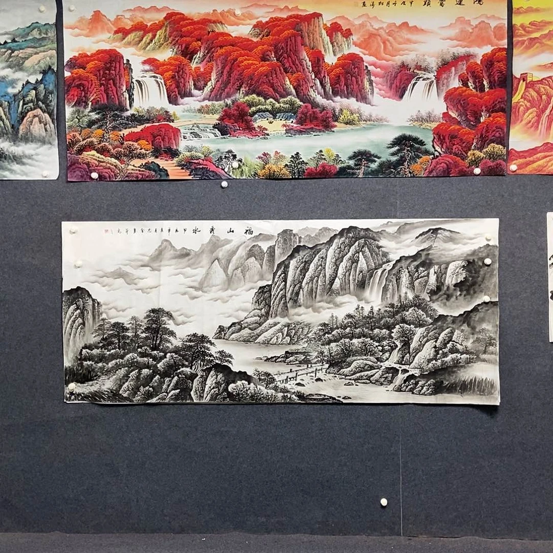 国画小八尺水墨山水一副