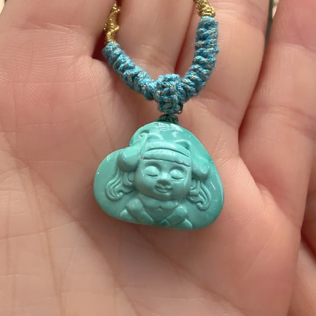 绿松石未镶嵌颈饰