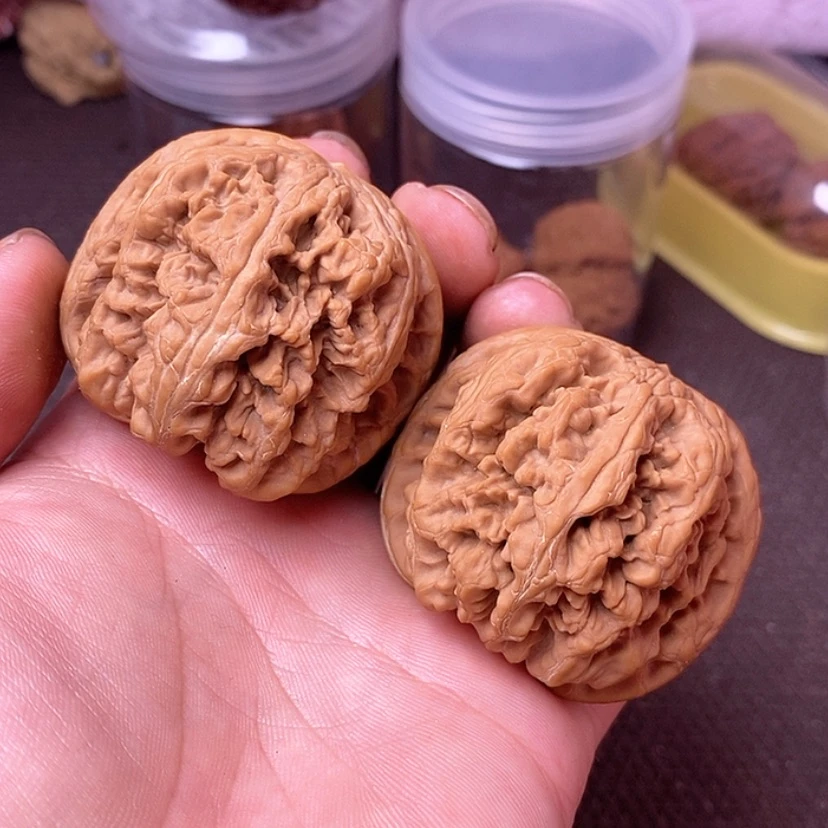 【闪购商品】吊坠文玩核桃49大粗筋