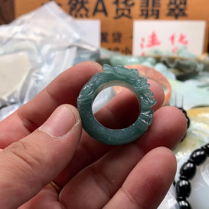 翡翠未镶嵌颈饰保真天然a货翡翠