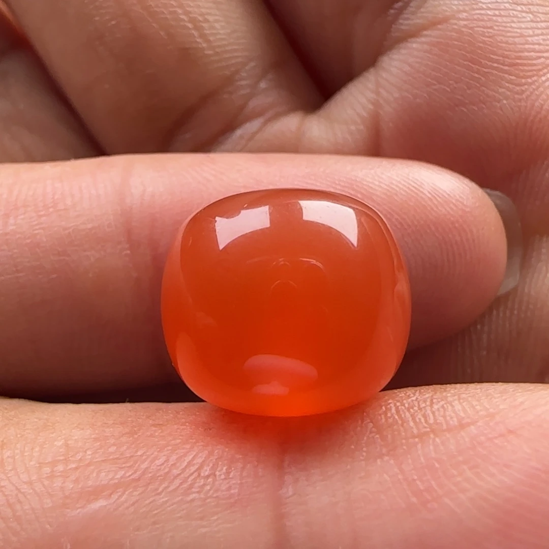 南红玛瑙老型12.8×11.4未镶嵌