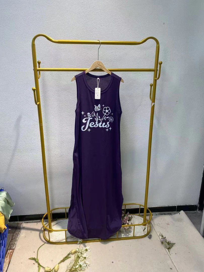 唯琳剪标   7仓F6-1-1193款   紫色字母无袖连衣裙