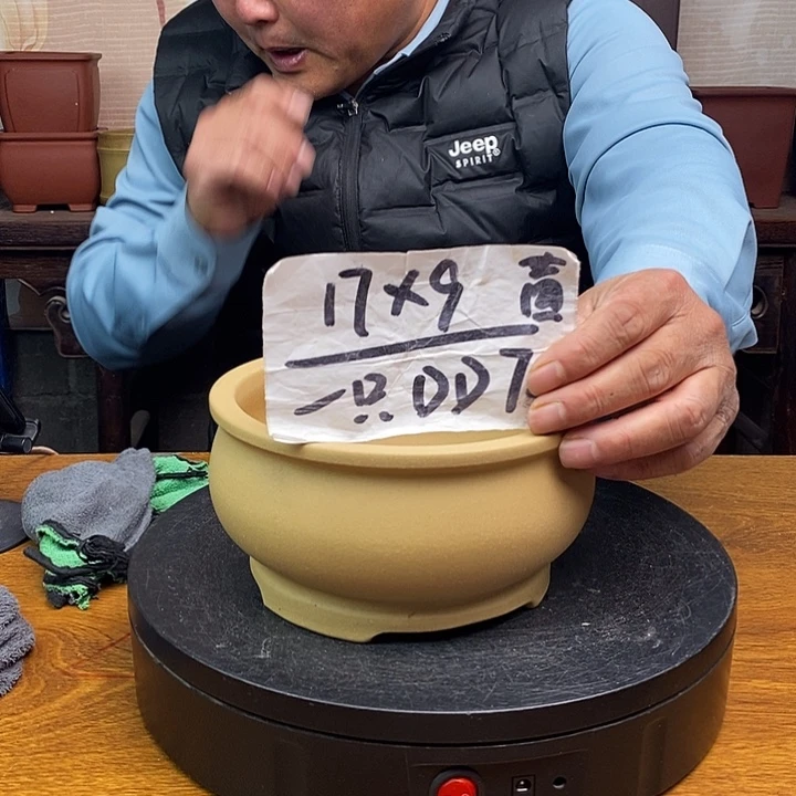 紫砂花盆货号一只DD74