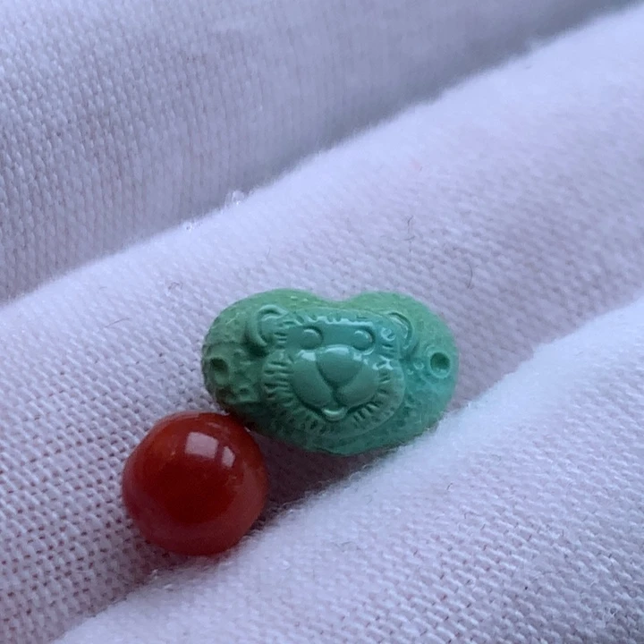 南红玛瑙未镶嵌珠宝奇石
