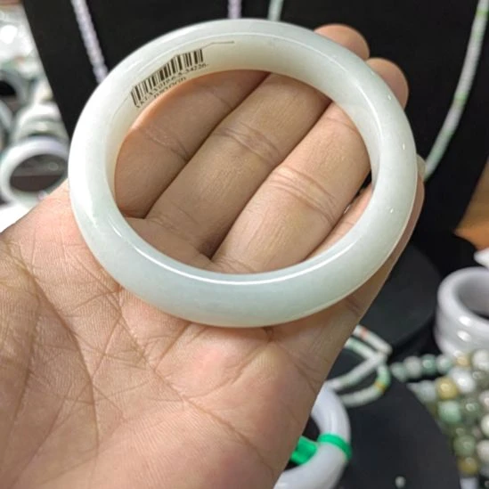 翡翠手镯未镶嵌3333333333333