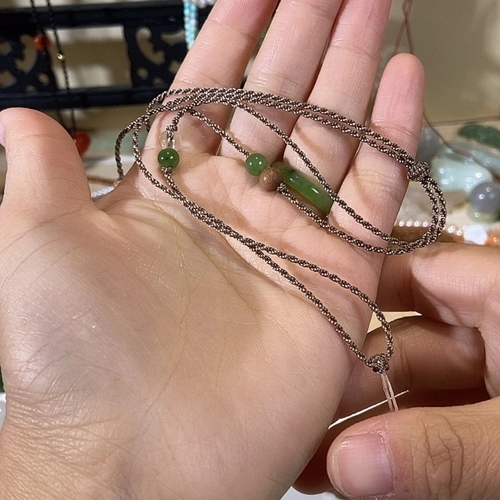 和田玉（糖玉）未镶嵌车挂这个