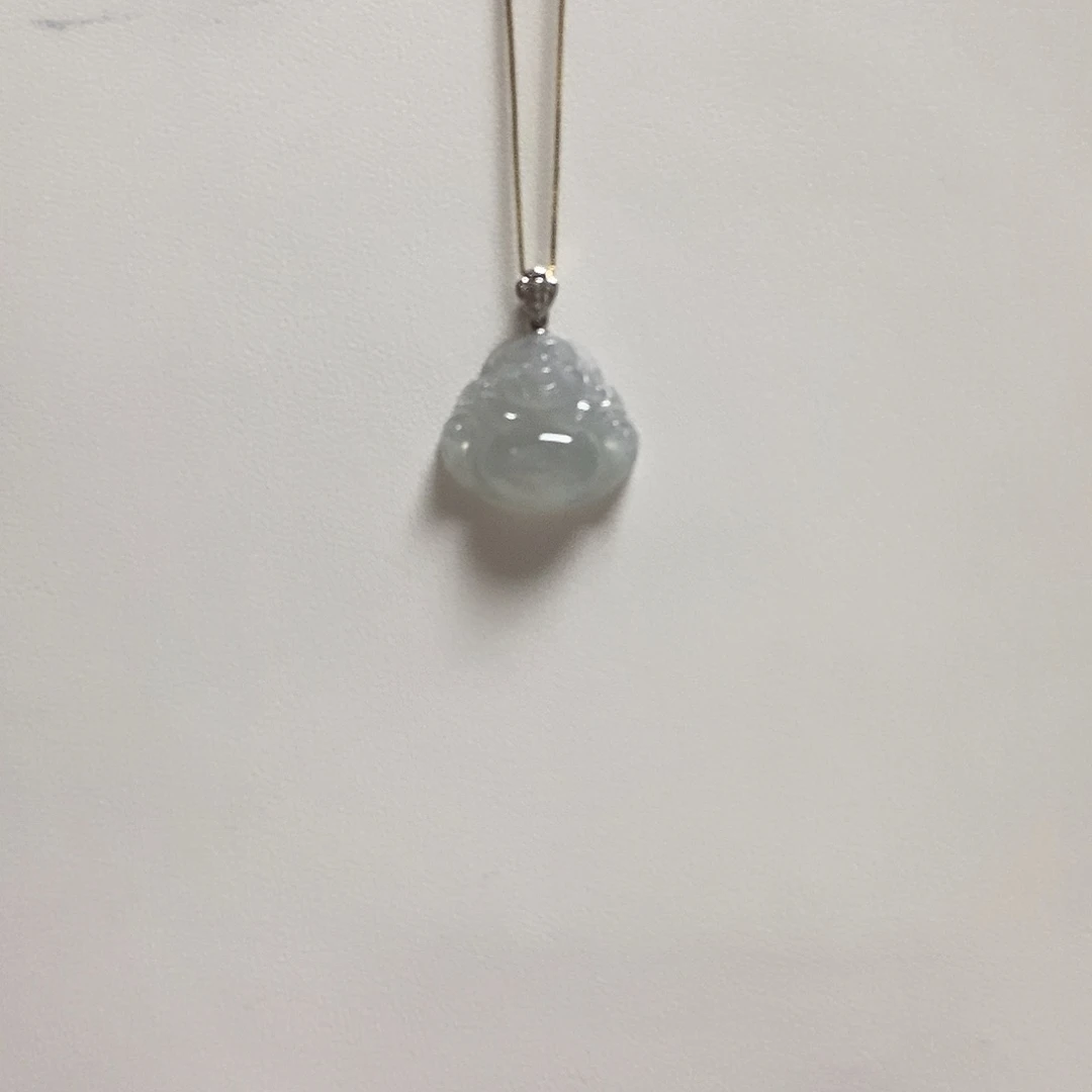 颈饰18K金镶嵌翡翠佛