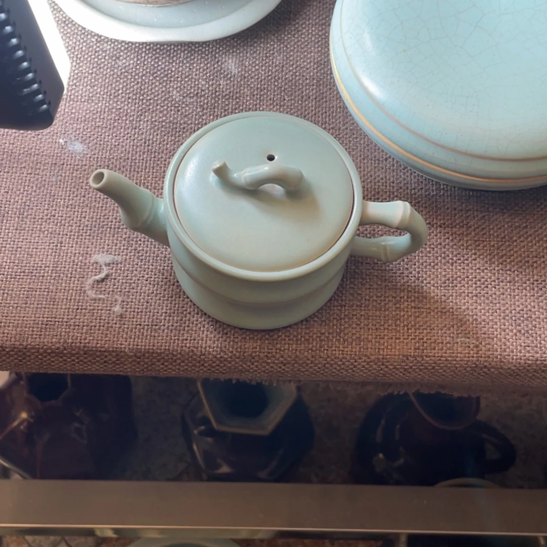 赏品汝竹节壶一个