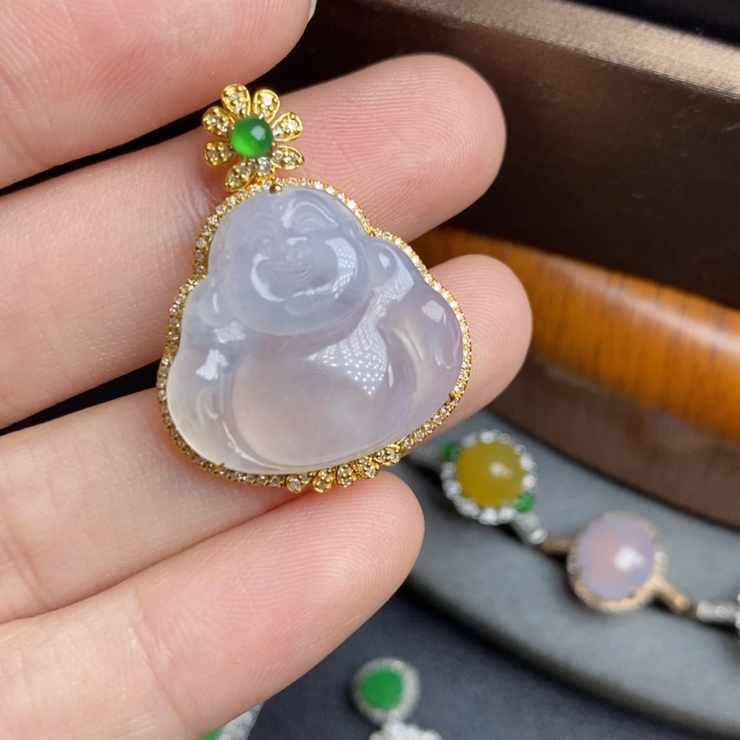 翡翠颈饰18K金镶嵌18Ｋ金佛公吊坠