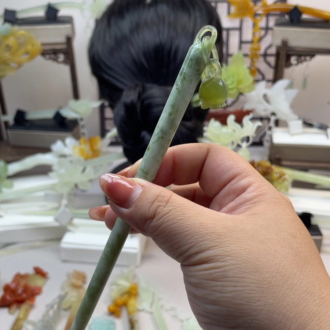 蛇纹石玉未镶嵌发饰