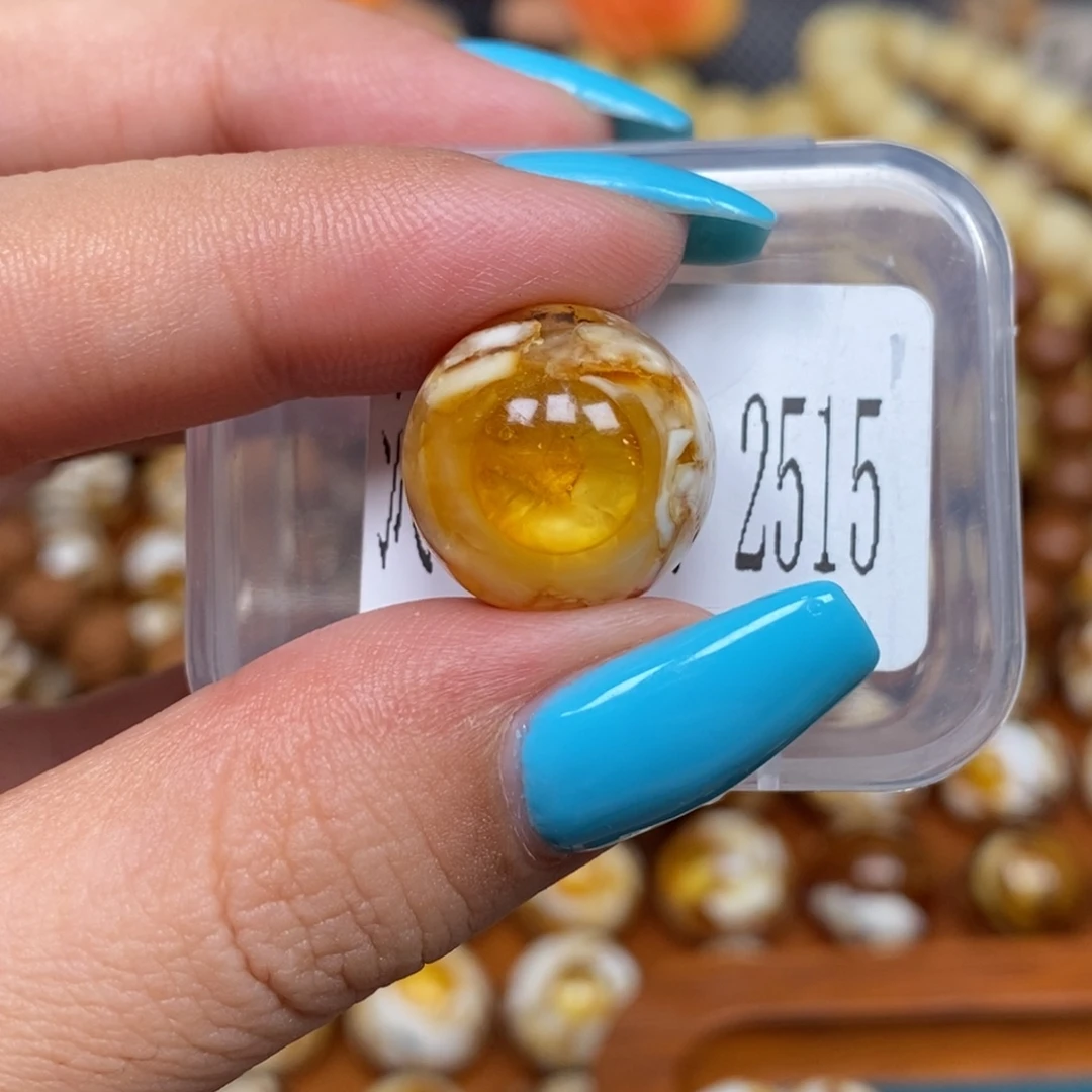 蜜蜡未镶嵌珠宝奇石2515