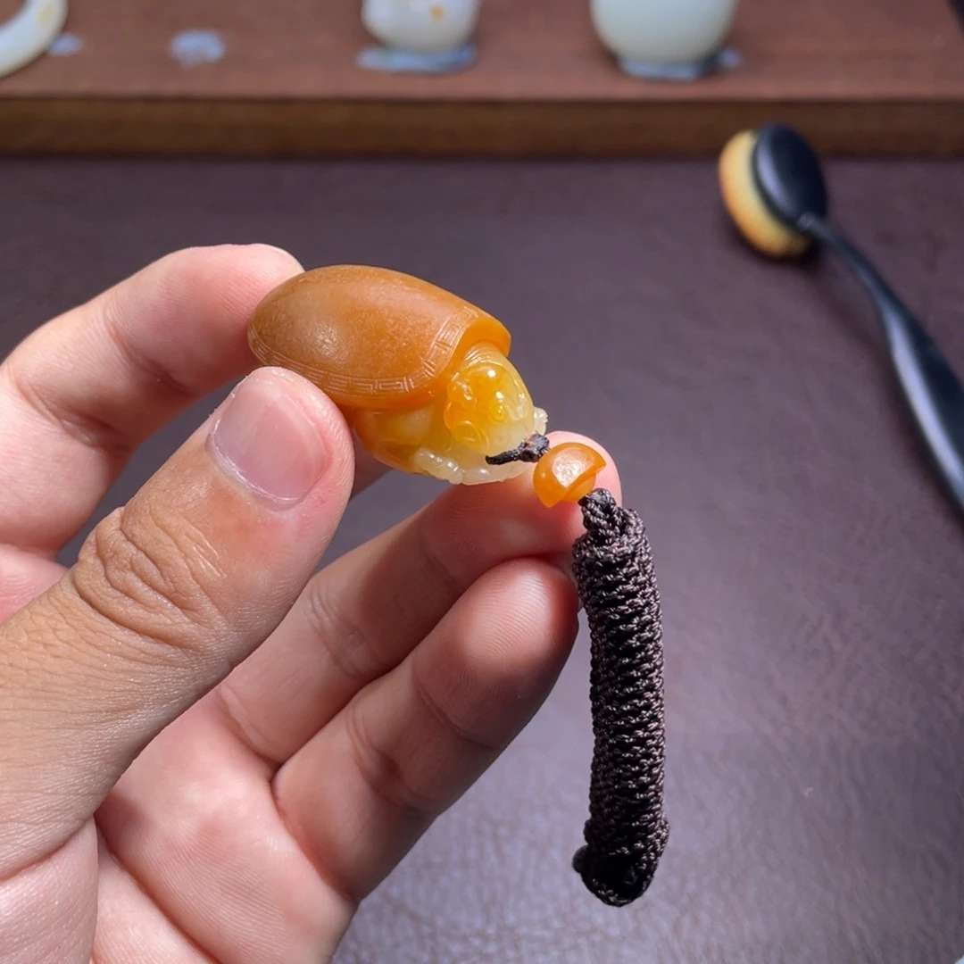 和田玉（糖玉）未镶嵌颈饰