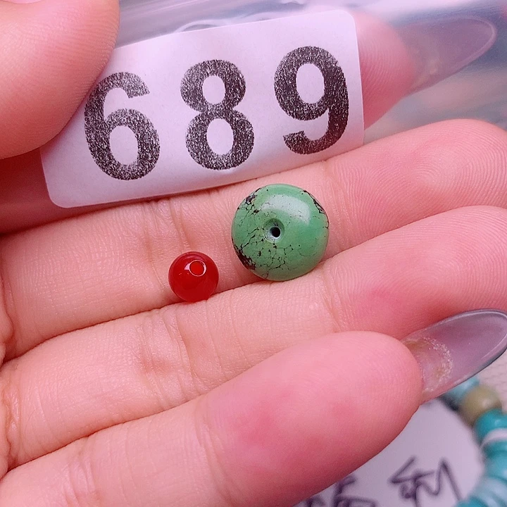 南红玛瑙未镶嵌珠宝奇石