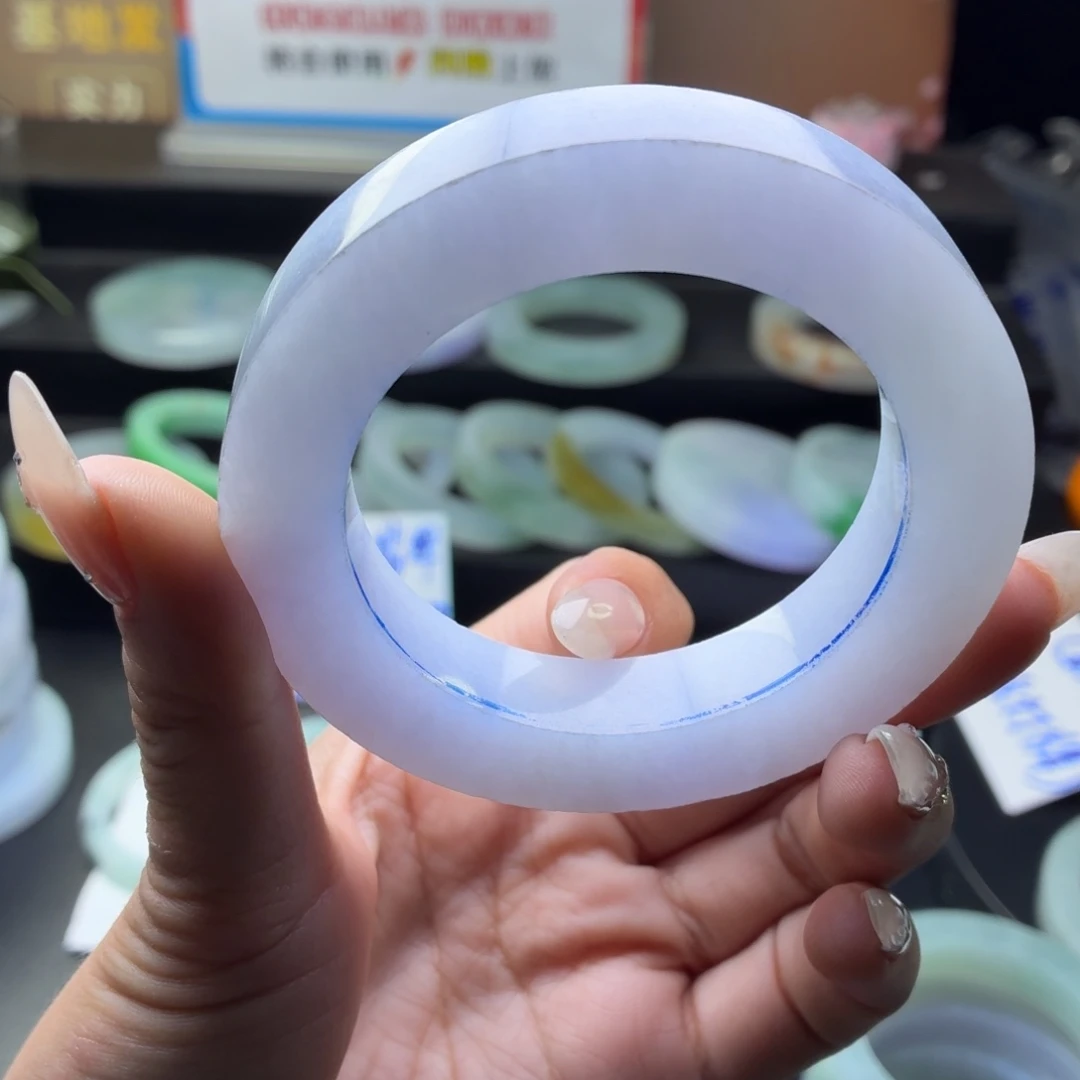 დ***℘定制翡翠未镶嵌翡翠