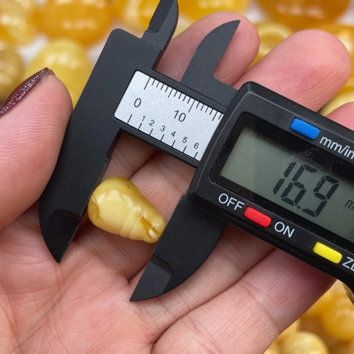 裸石蜜蜡未镶嵌木**?蜜蜡三通