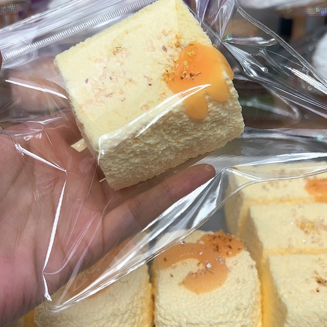 硅胶蜂蜜桂花奶糕方吐司160g
