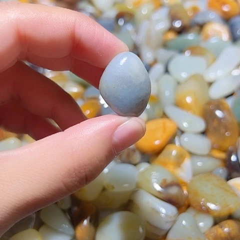 和田玉（糖玉）未镶嵌颈饰8.6克