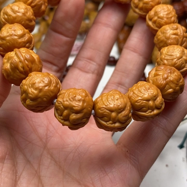 猴头核桃手串蟾王