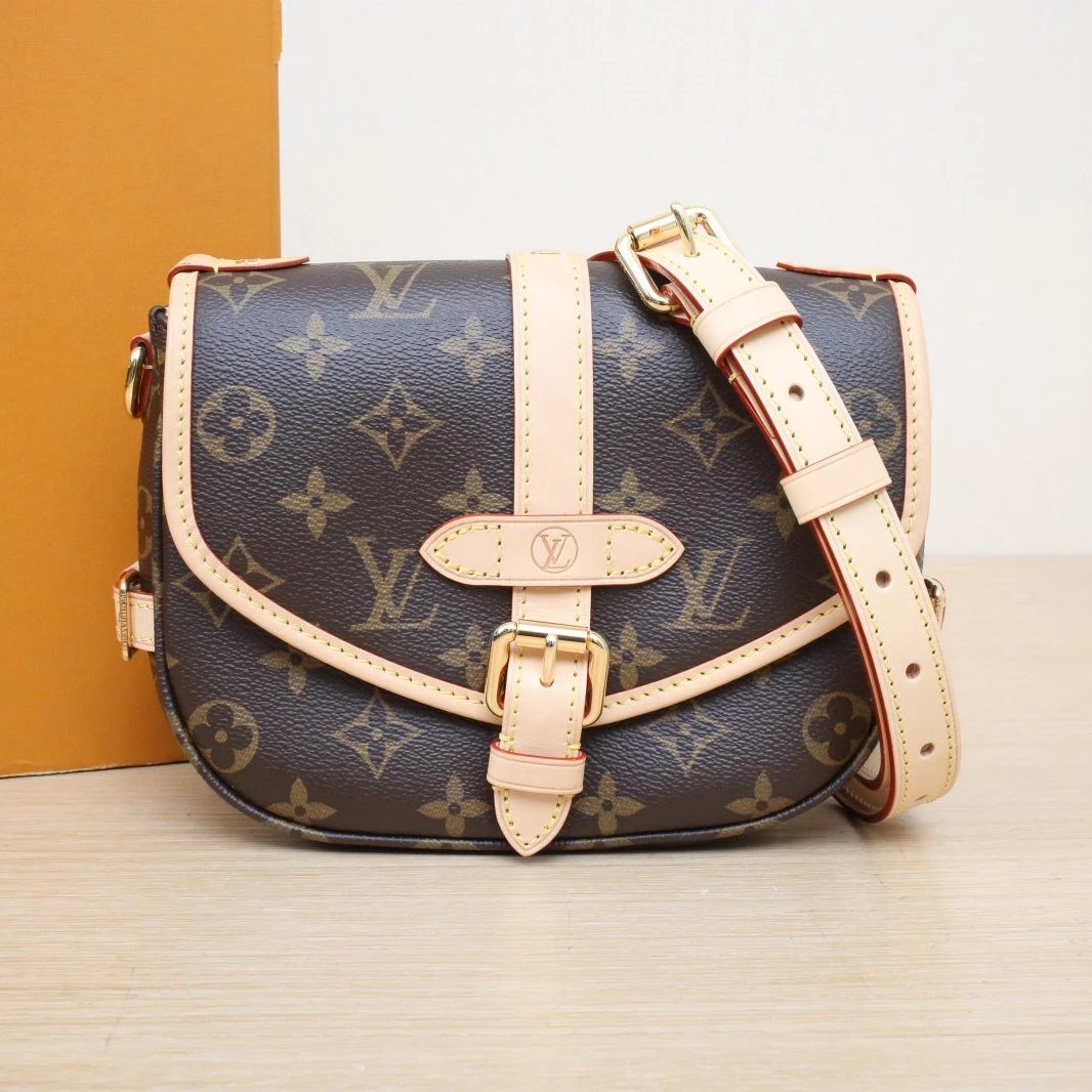 99新 LouisVuitton/路易威登 小花6欢 双子星 小号 老花 芯片包