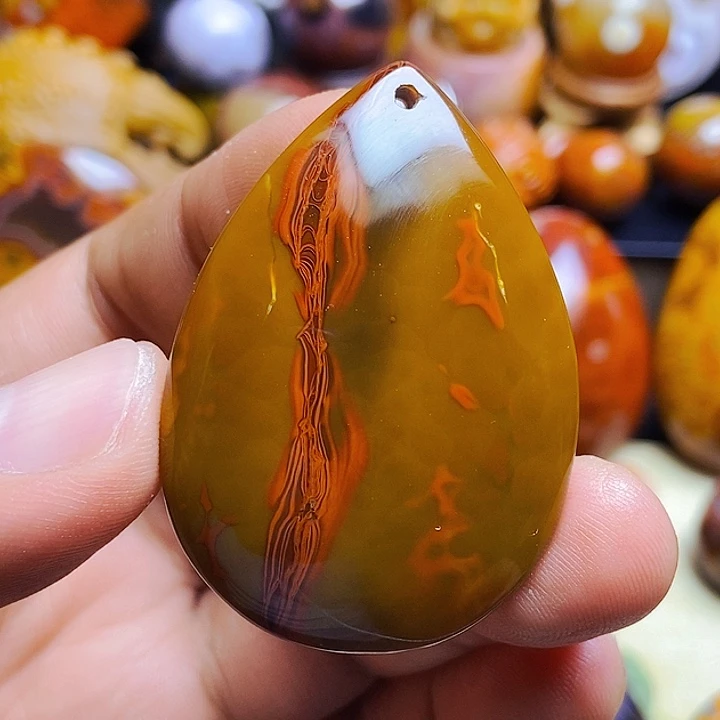 玛瑙/玉髓颈饰未镶嵌