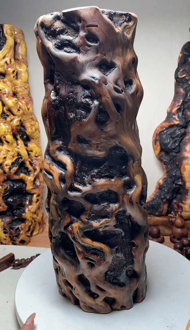 雷击枣木木料木墩