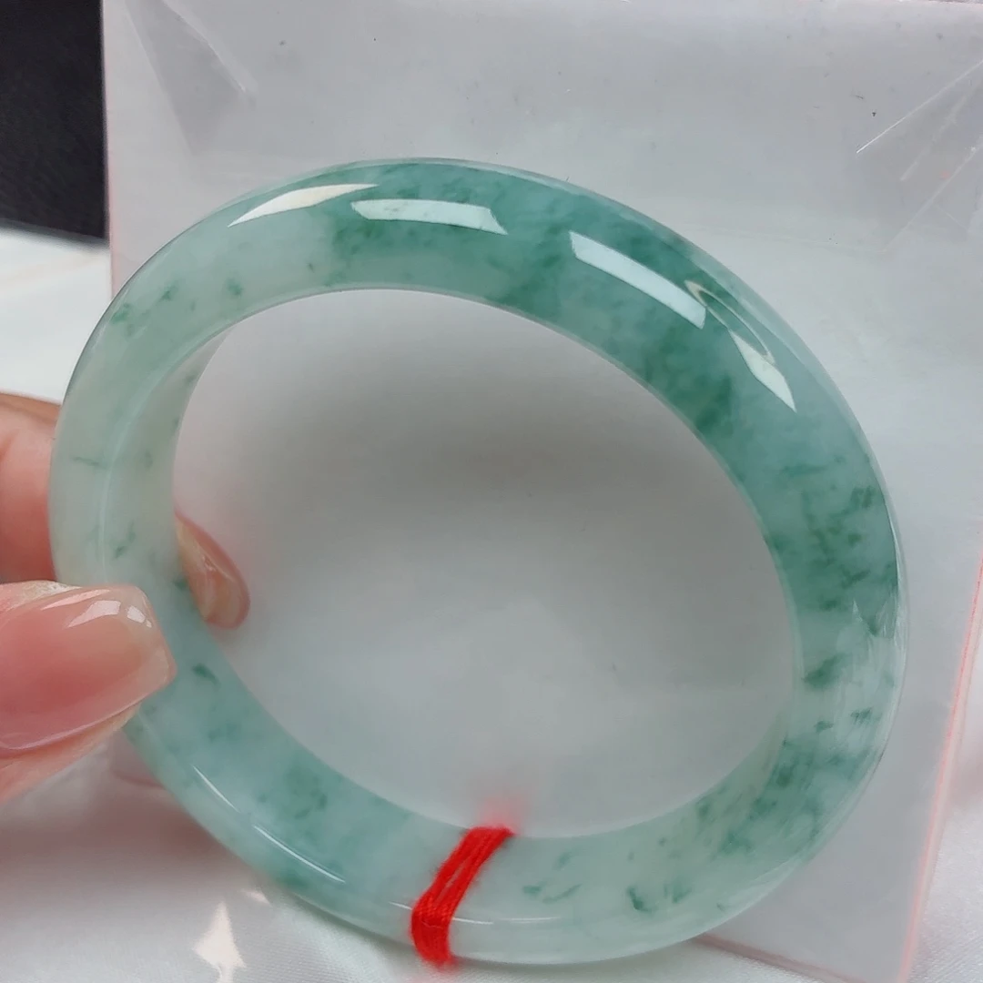 翡翠手镯未镶嵌55
