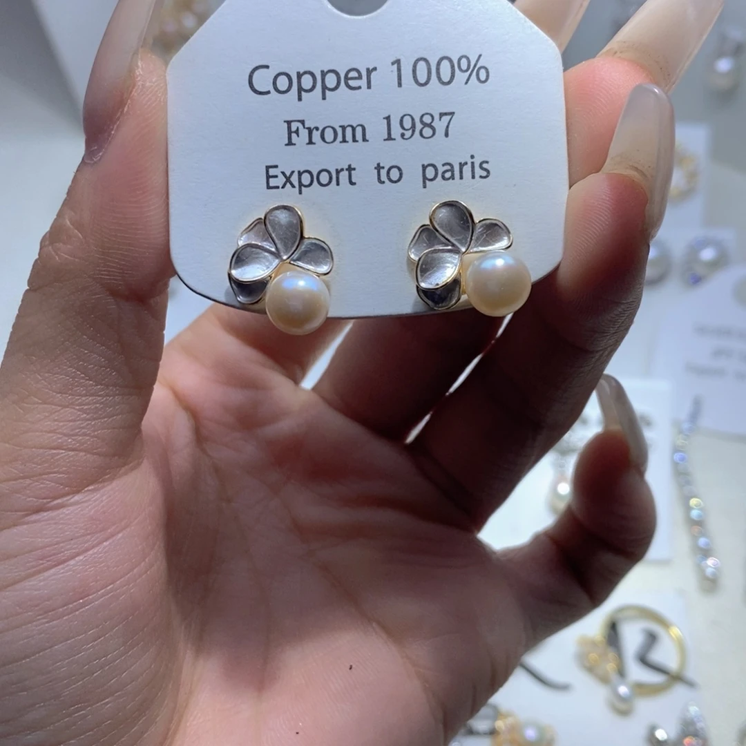 淡水珍珠耳饰未镶嵌