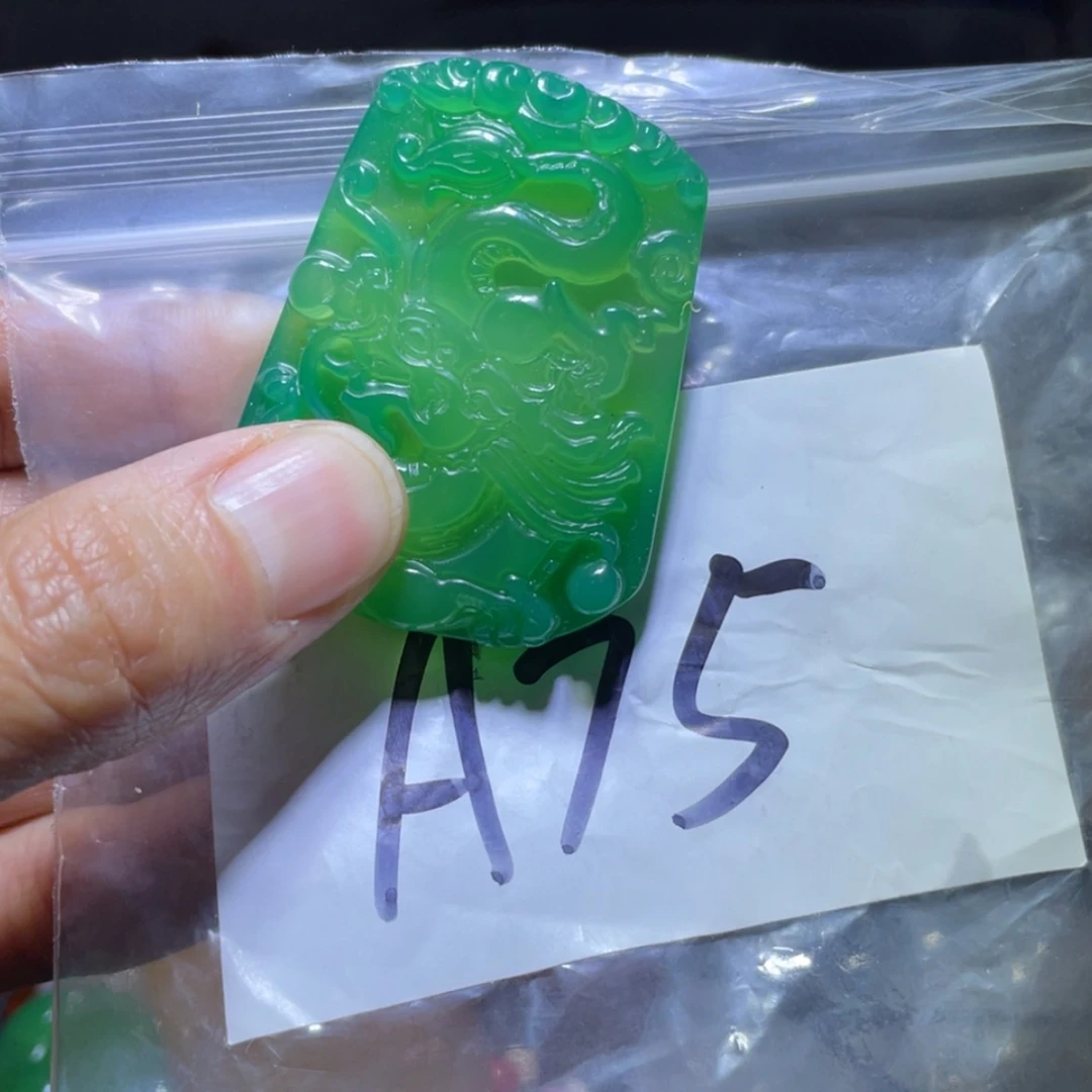 【闪购商品】玛瑙/玉髓颈饰合金