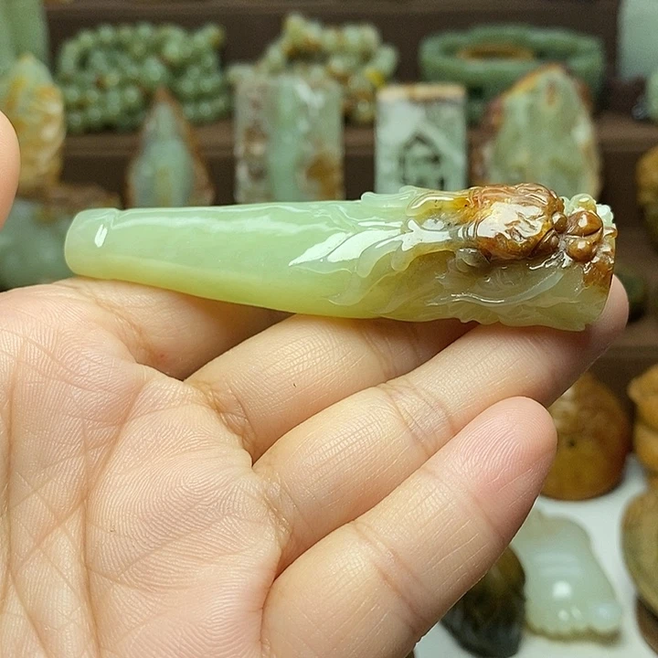 把****岫岩河磨玉（透闪石质玉）未镶嵌颈饰