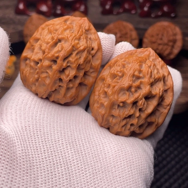 文玩核桃把件秦岭野生山魄系列龙夔38尖小修