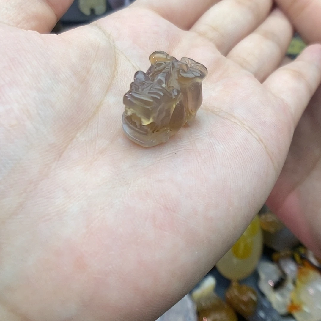未镶嵌颈饰玛瑙/玉髓