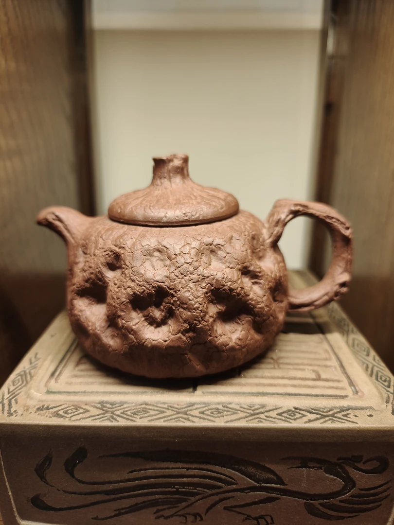 紫砂，供春壶，汉八刀制刻