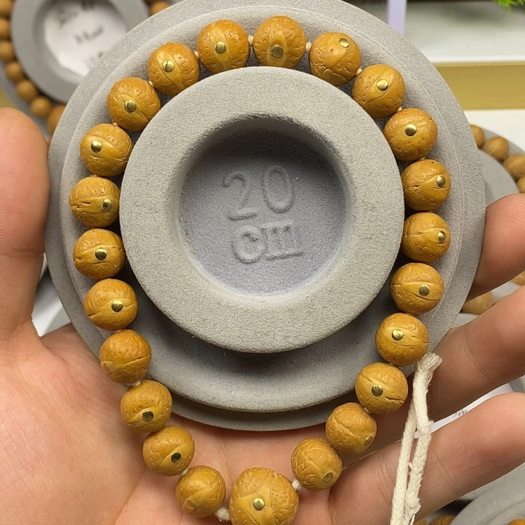 凤眼菩提手串保尼泊尔保同树12mm铜钉镶嵌
