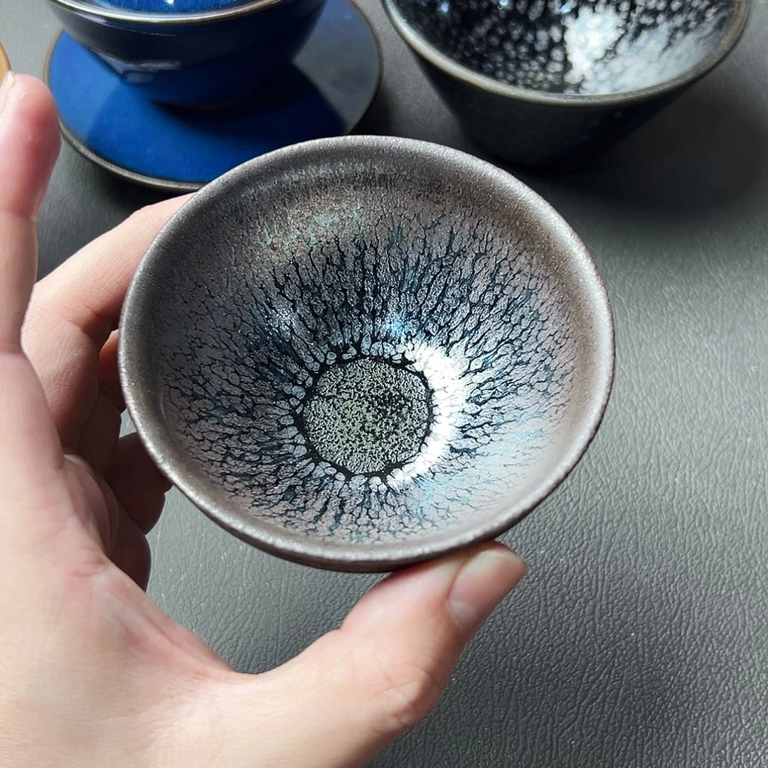 茶盏好想和她谈心聊天