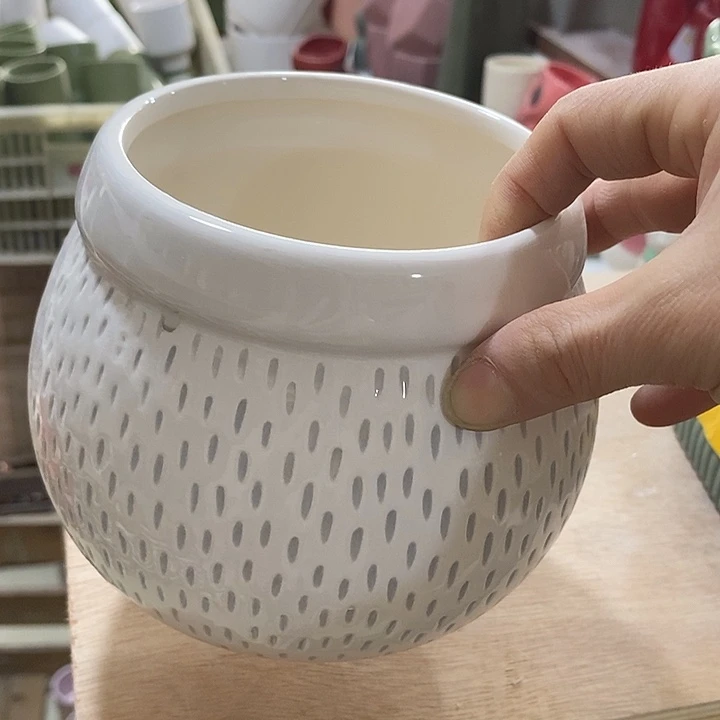 陶摆件陶盆有孔 瑕疵介意勿拍