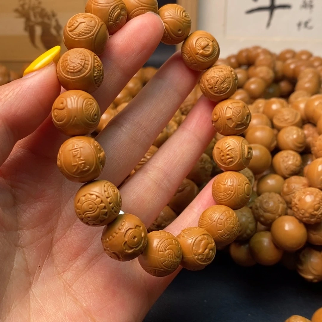猴头核桃吊坠四面八卦