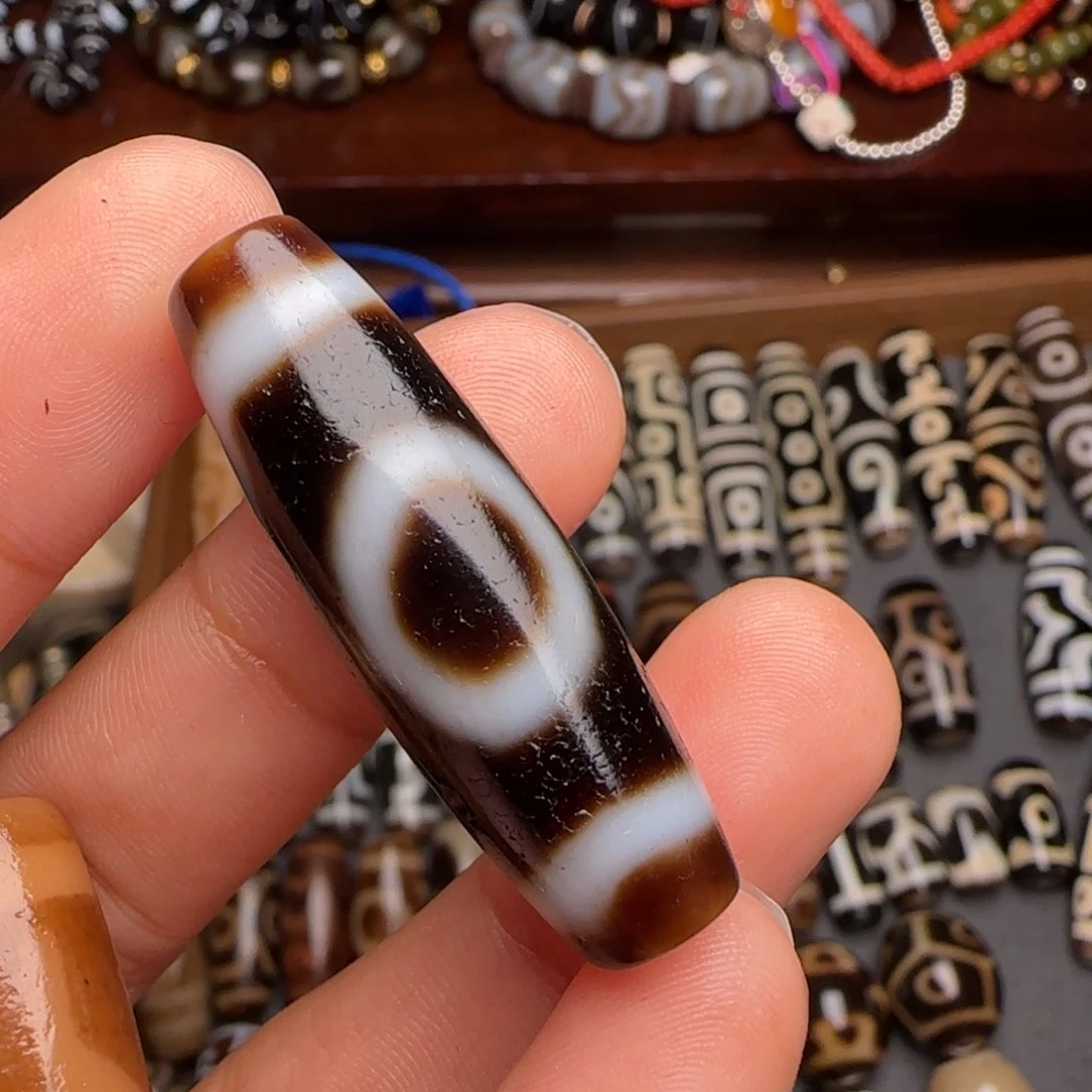 白玉菩提吊坠宇***?吊坠