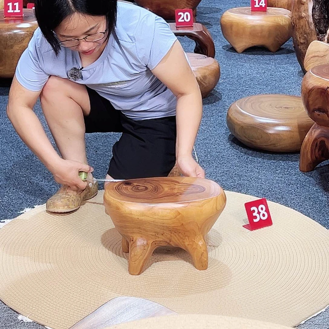 号香樟木尺寸：32-20-20cm