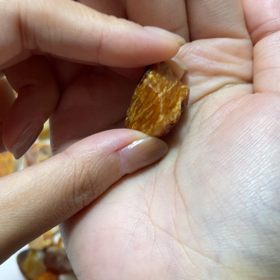 定制琥珀天然琥珀