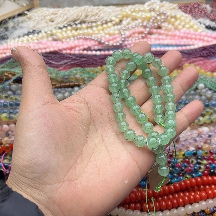 玛瑙/玉髓珠宝半成品未镶嵌一条8mm绿草莓