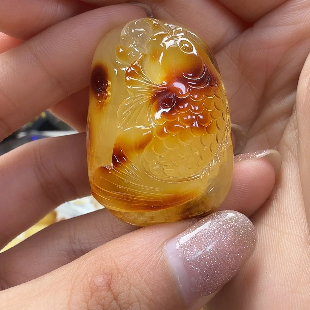 裸石琥珀未镶嵌你好