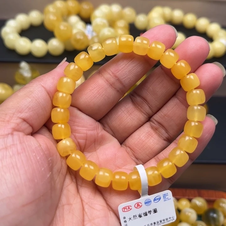 琥珀未镶嵌珠宝奇石M14号8.2+鸡油黄