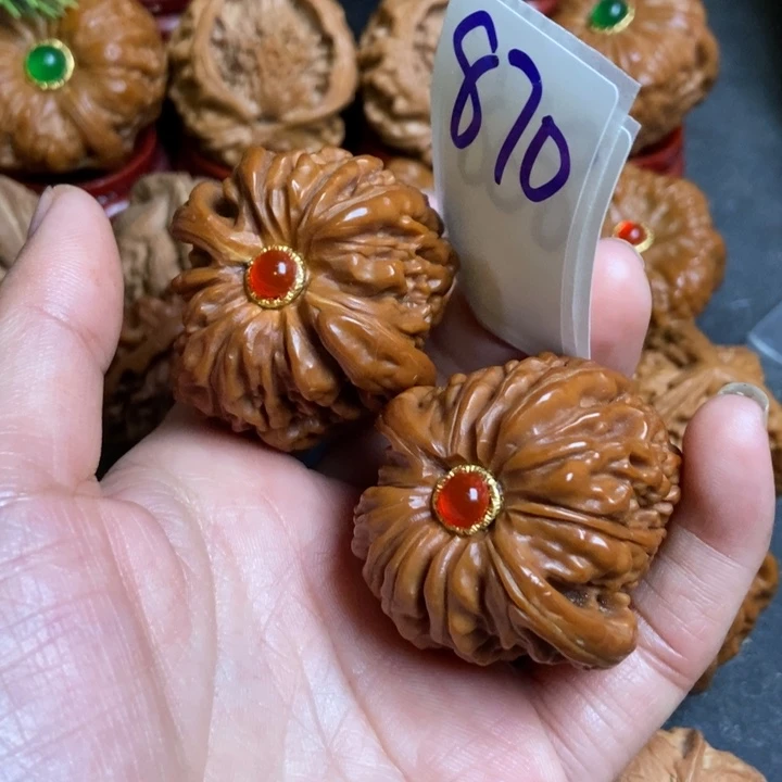 文玩核桃把件楼下870