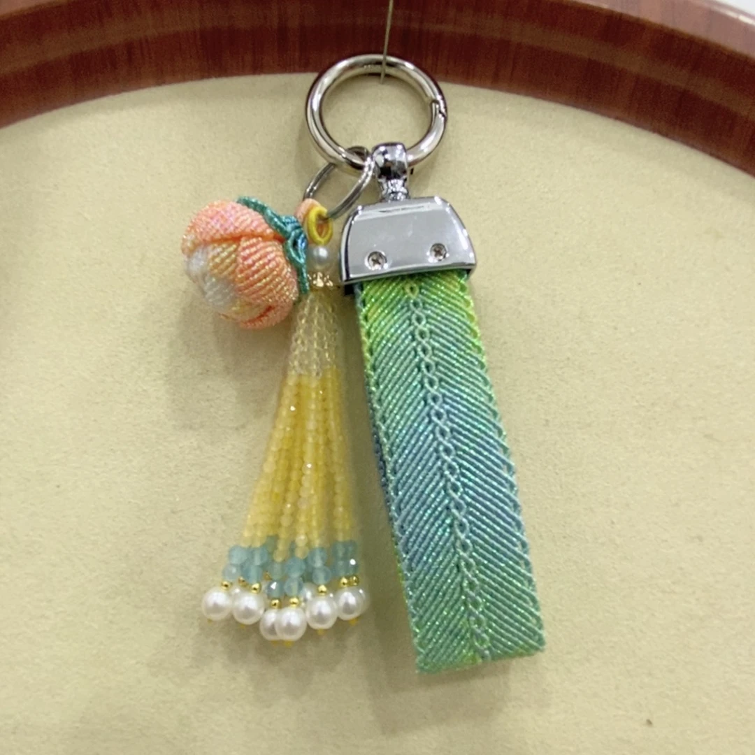 钥匙挂件手工编绳