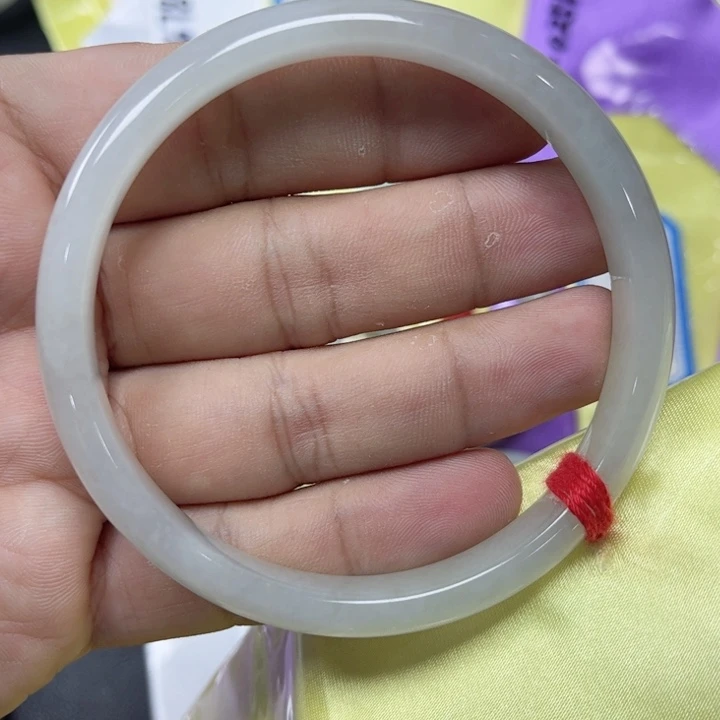 未镶嵌手镯翡翠61.8正圈